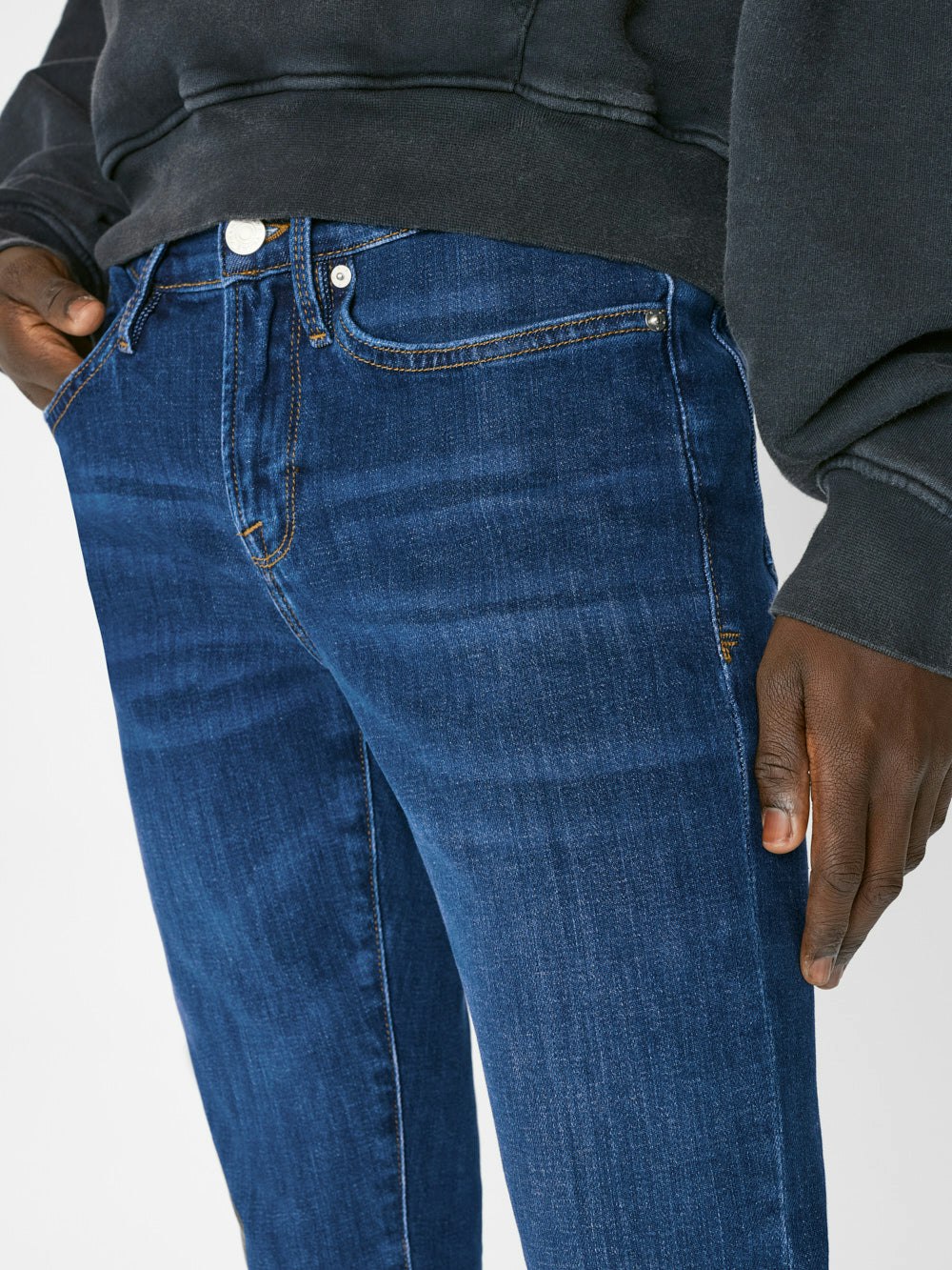jeans waist view alt:size